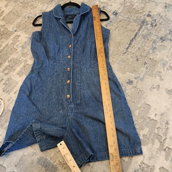 Boston Proper Denim Sleeveless Collared Button Front Romper. Size 6. Pockets. - Picture 8 of 15